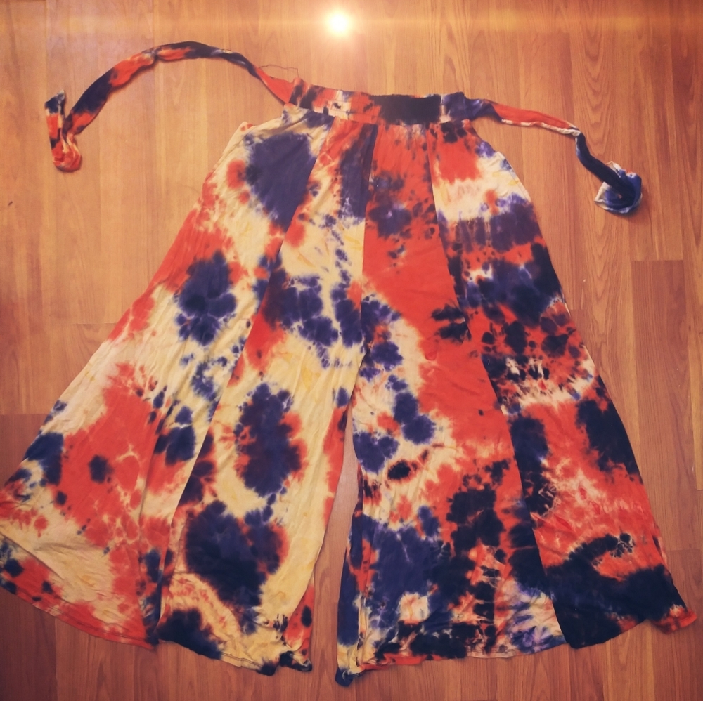 Dye flare pants